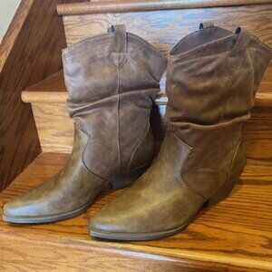 Brand New 10 M Cowboy Boots Never Worn